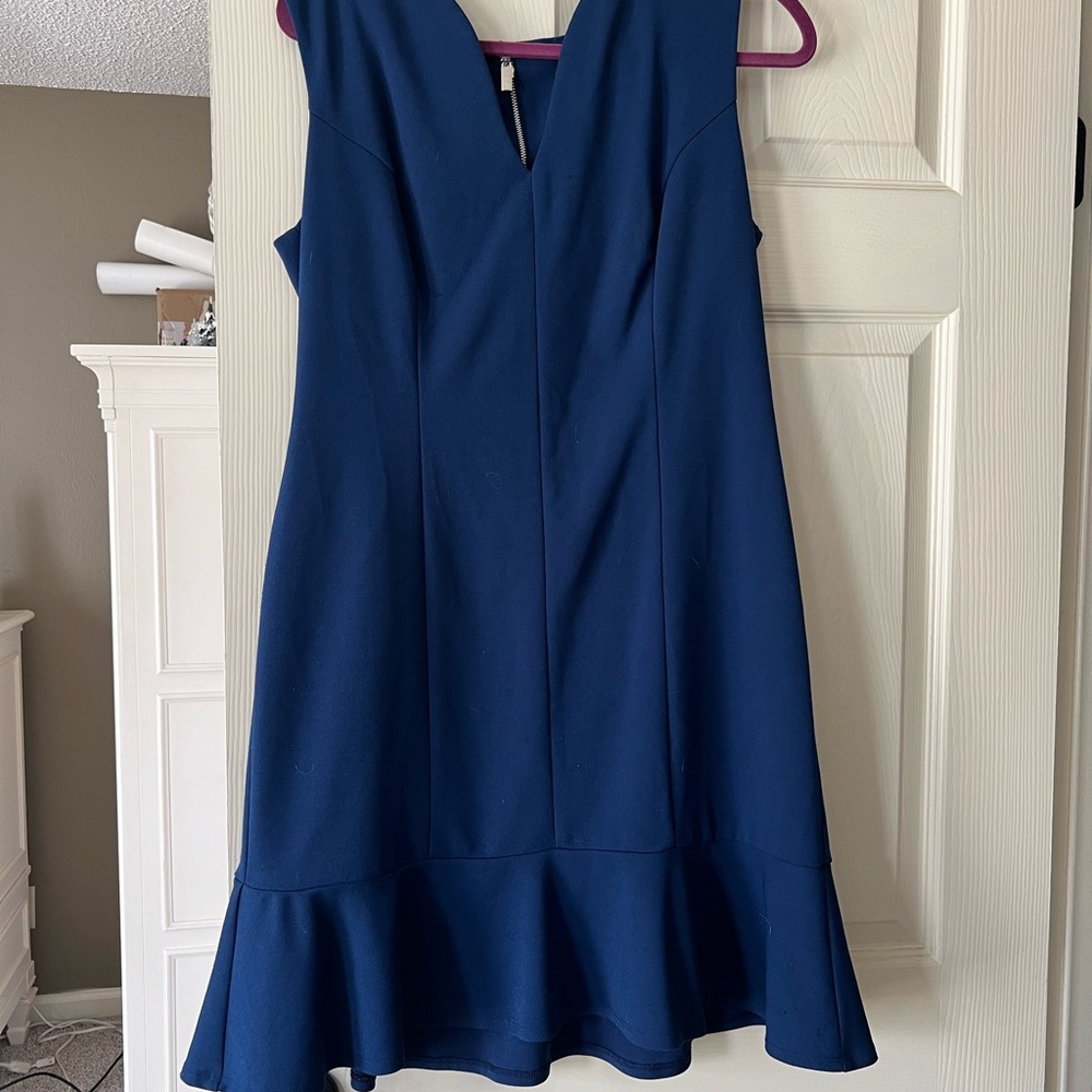 Elegant Navy Sleeveless Dress